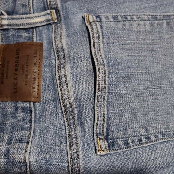 *SOLD OUT* Lucky Jeans - Picture 7 of 9